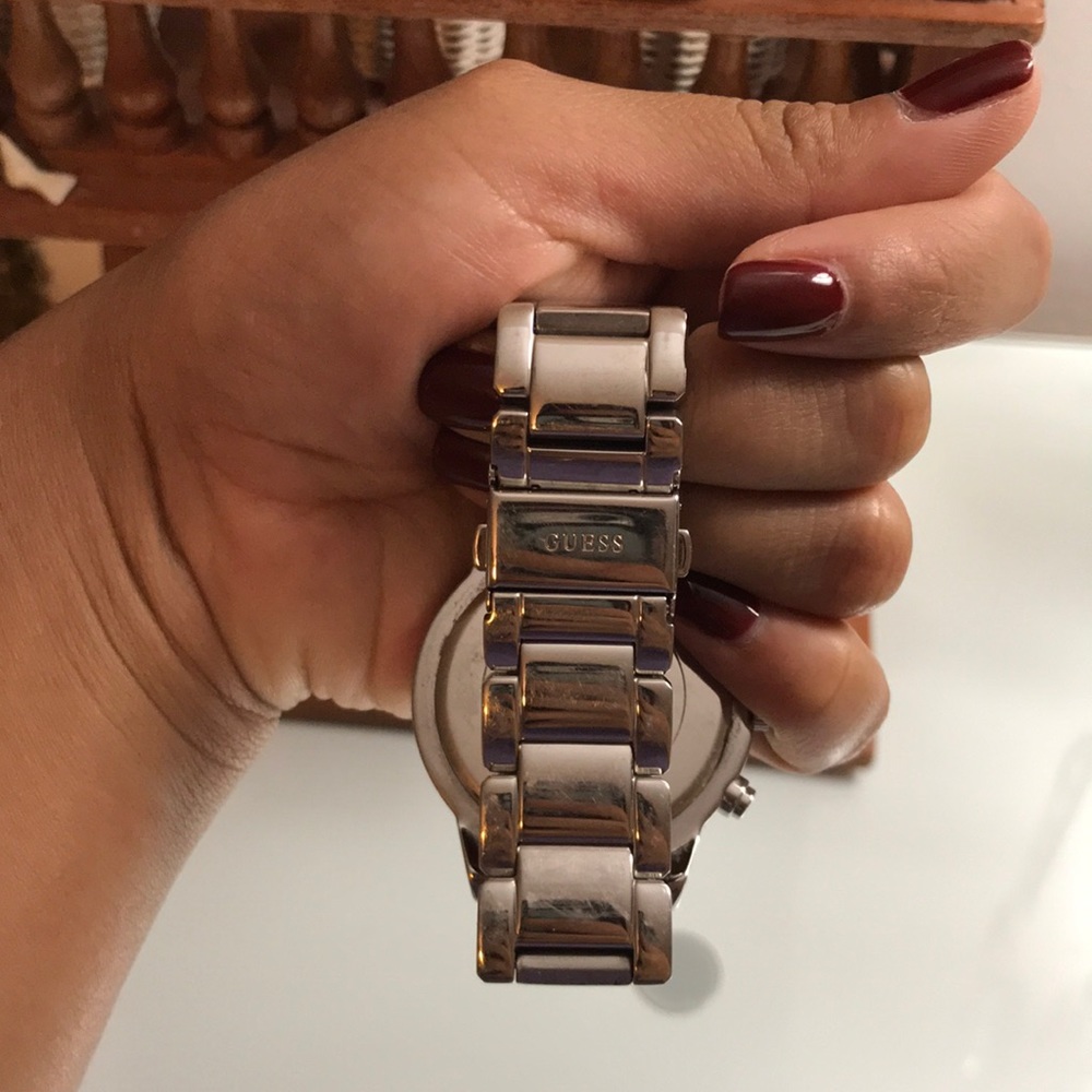 GUESS silver watch - Picture 2 of 2
